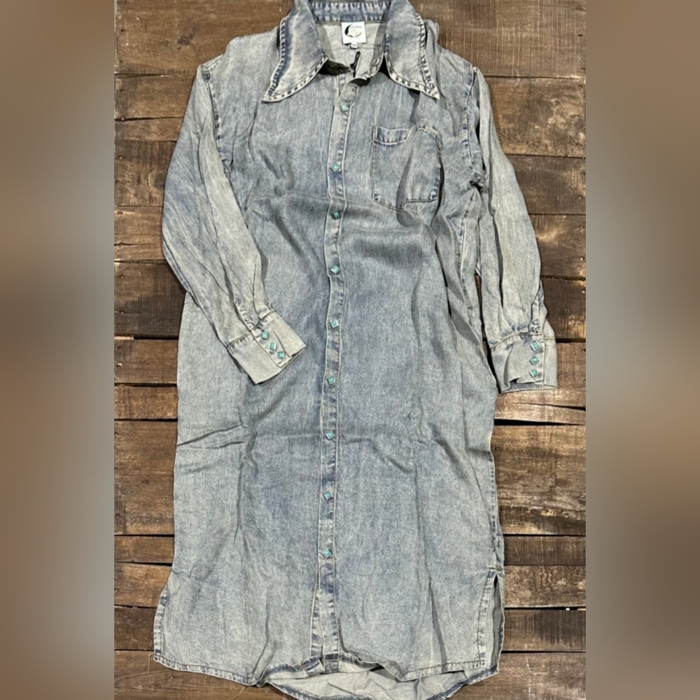 To The Point Chambray Dress